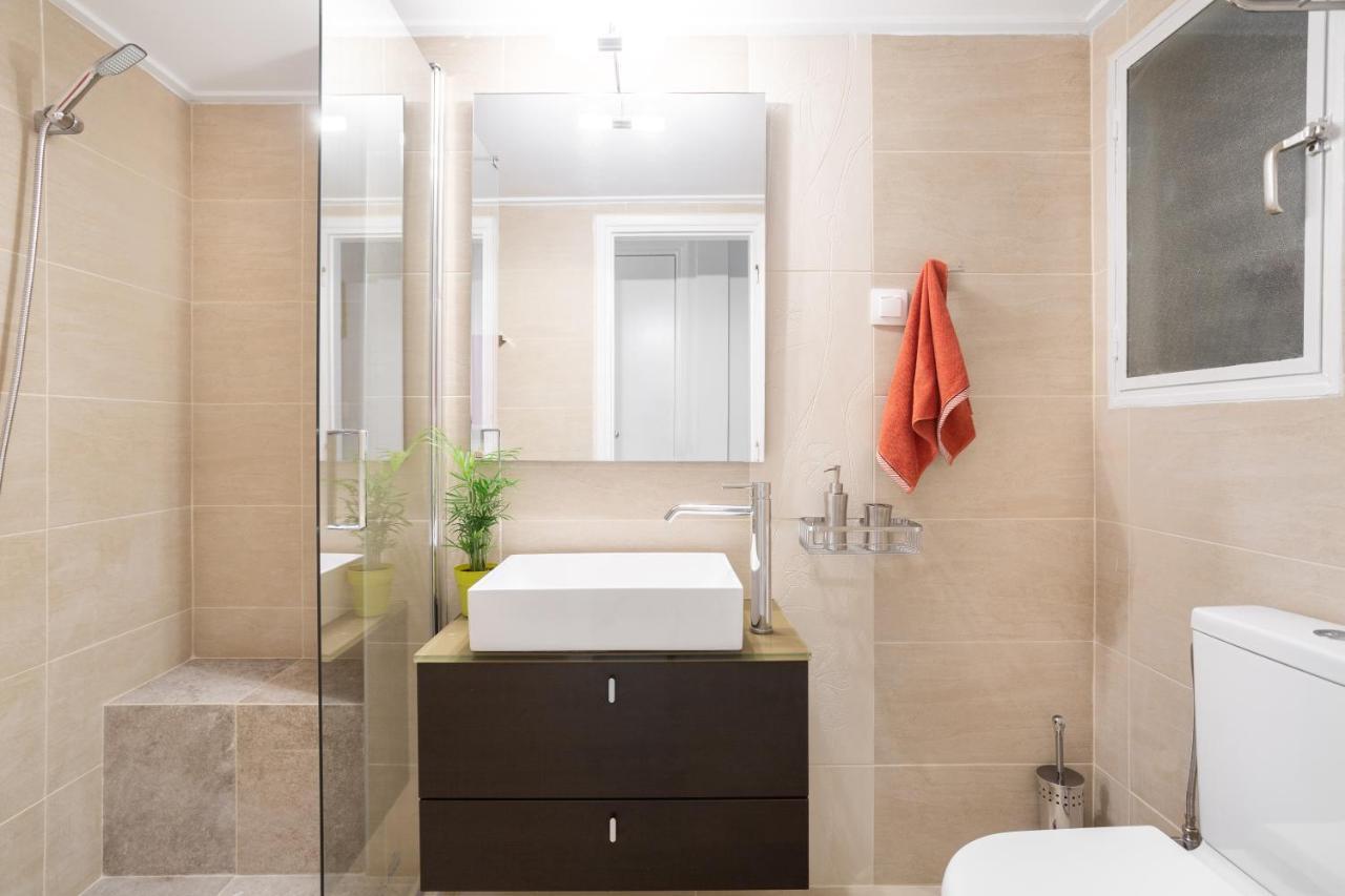 A Short Walk To Syntagma And Plaka By Athenian Homes Exterior foto